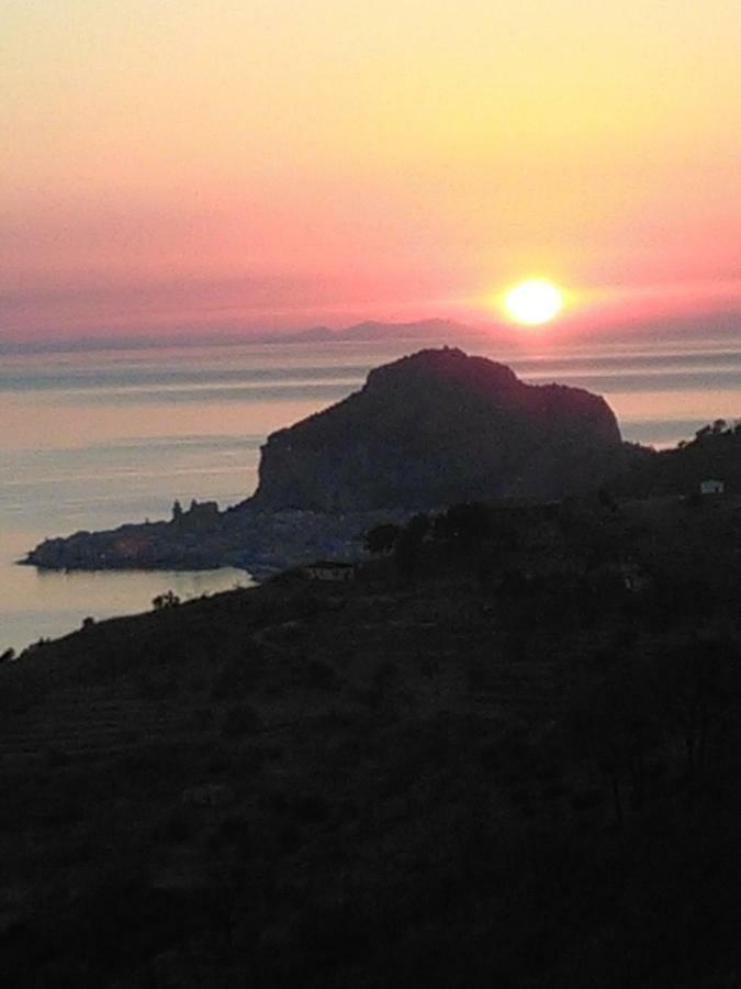 Domunua Holiday House Cefalu Exterior photo