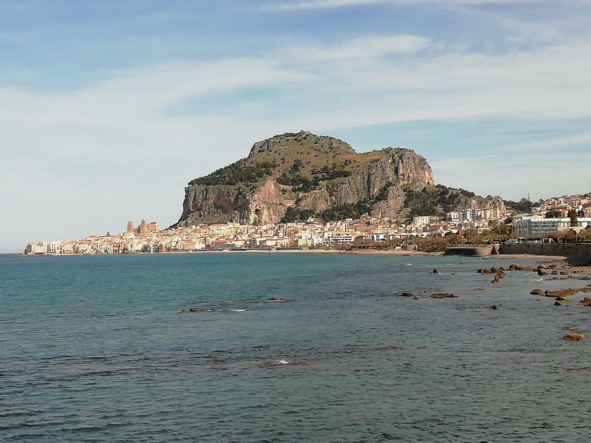 Domunua Holiday House Cefalu Exterior photo