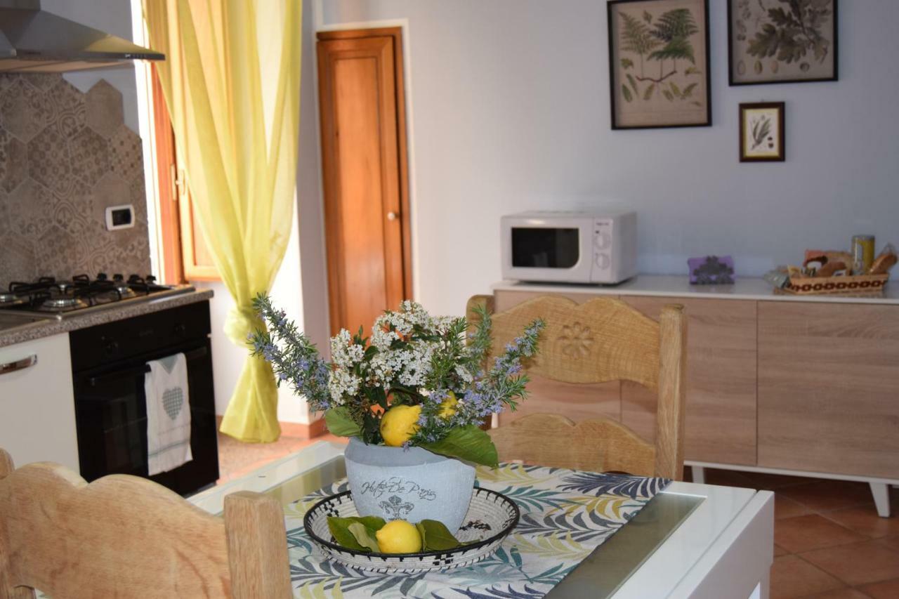 Domunua Holiday House Cefalu Exterior photo